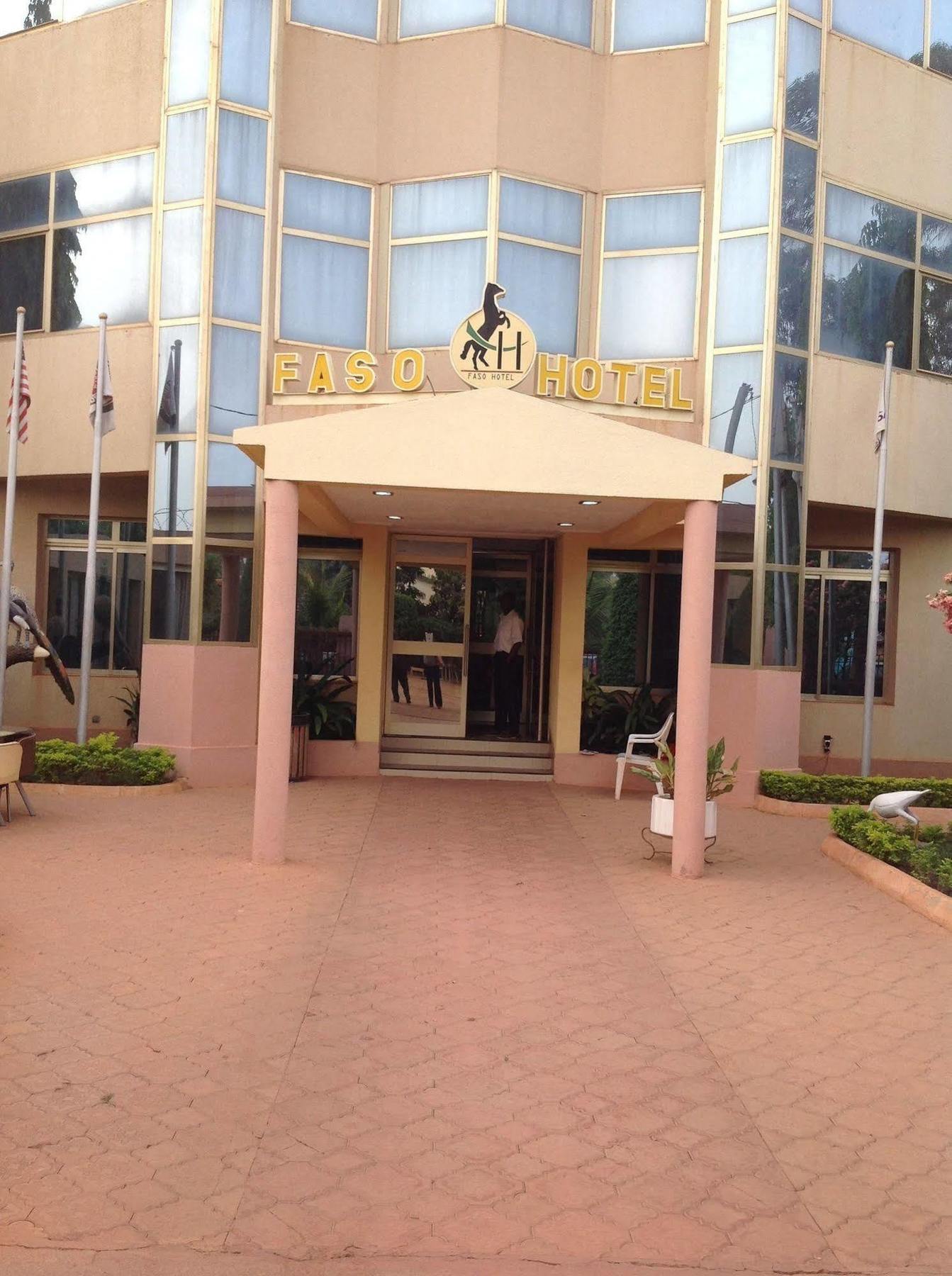 Faso Hotel Ouagadougou Ngoại thất bức ảnh
